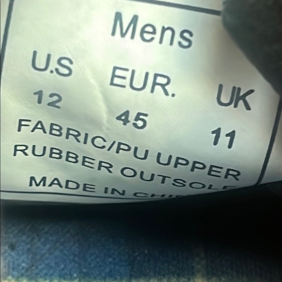 Ben Sherman Black and White Chukka Boots with Minimalist Design - Picture 11 of 16